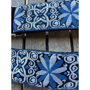 Dulphee Guitar strap blue black hooks blue 56" long